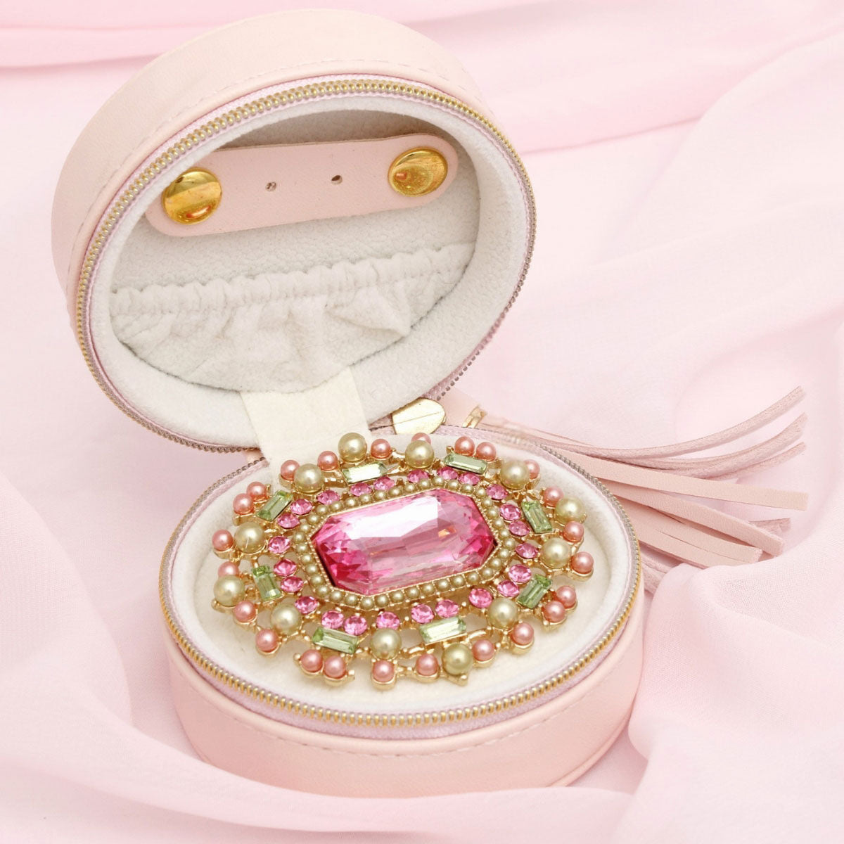 AKA Sorority Pink Green Radiant Pearl Brooch Pin