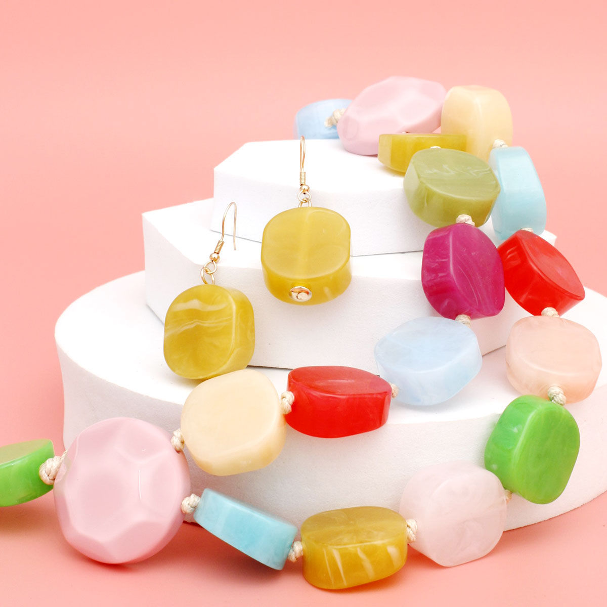 Bead Multicolor Marbled Geometric Chunky Necklace